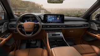 2026 Lincoln Lincoln Aviator Internal Image 2